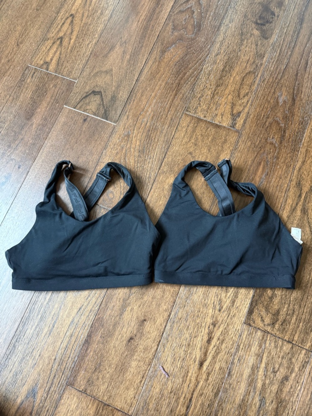 Set of 2 Fabletics High Impact Sports Bras, size S